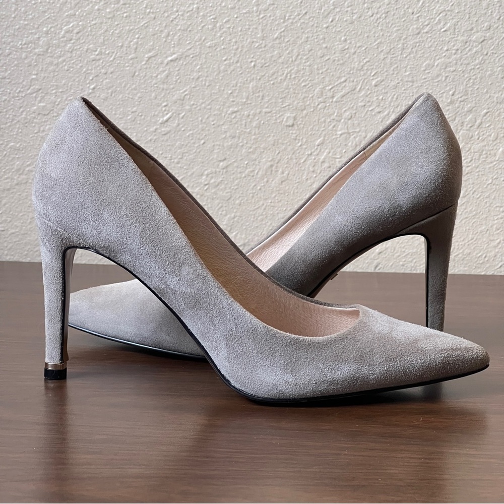 Kenneth Cole New York Gray Suede Heels